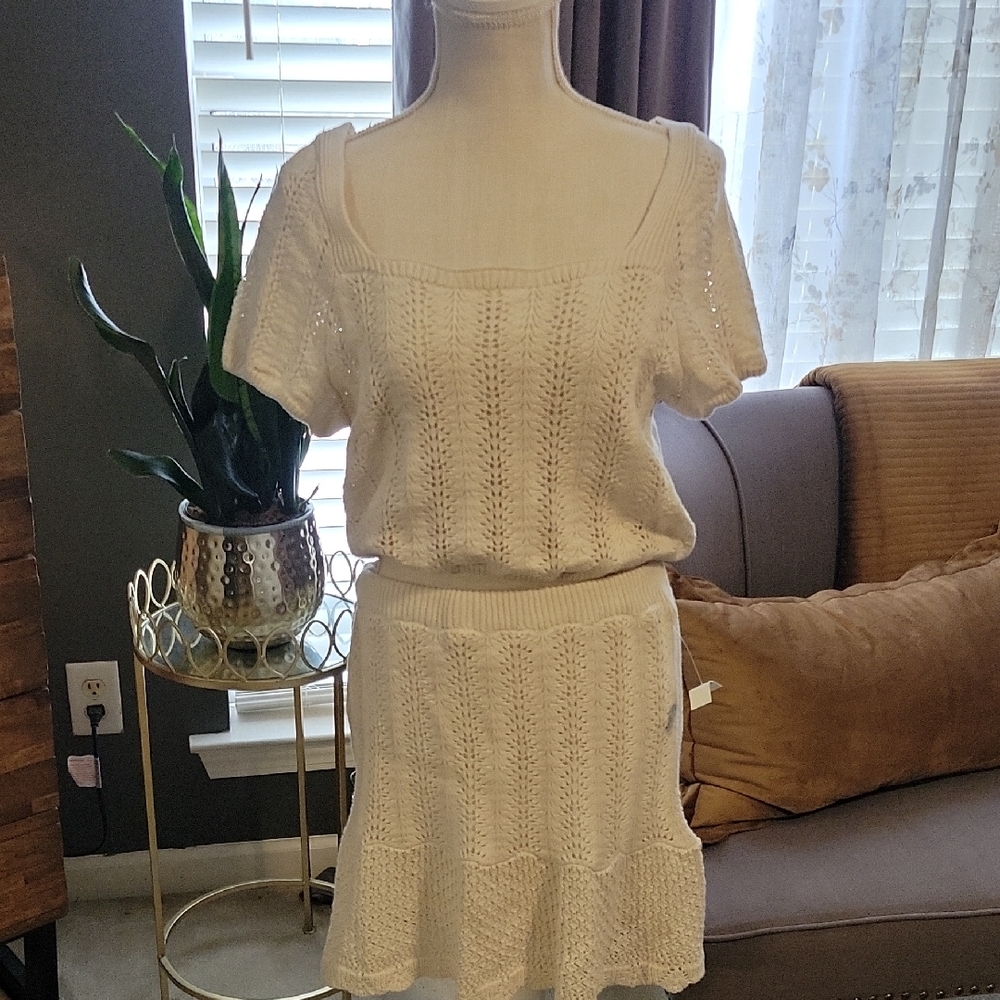 Freshman Cream Knit Ensemble